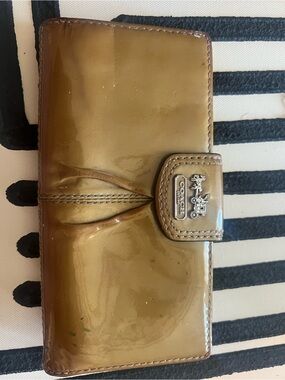 Coach Glossy Patent Continental Wallet in Caramel Brown